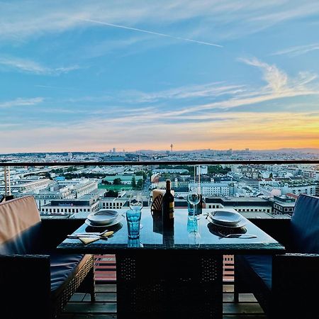 TrIIIple Level 20 - Sonnenwohnen Apartment mit Parkplatz und fantastischem Ausblick Wien Exterior foto